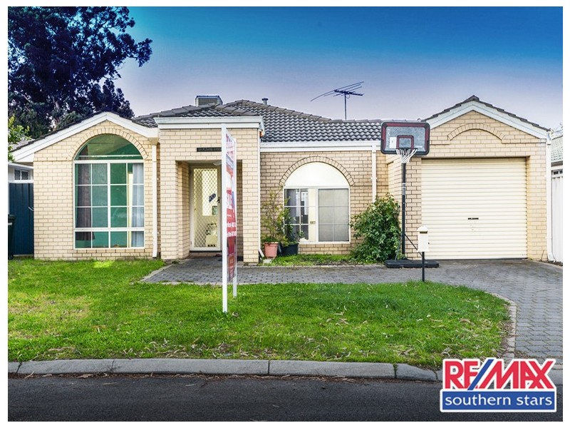 2a Fleming Avenue, Bentley WA 6102