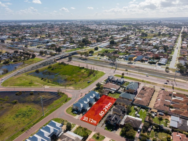 4 Hogarth Street, Cannington WA 6107