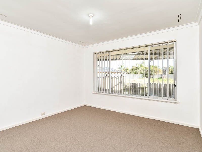 21 Kenwick Rd, Kenwick WA 6107