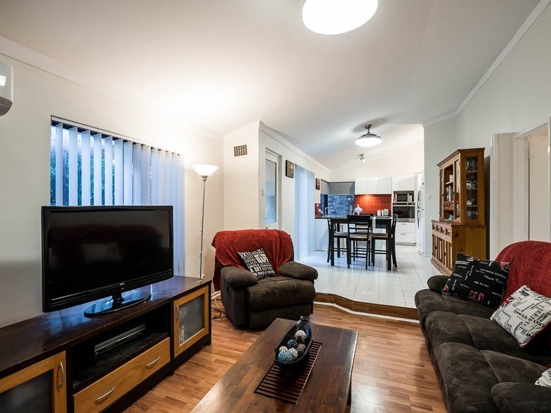 10 Tantini Close, Parkwood WA 6147