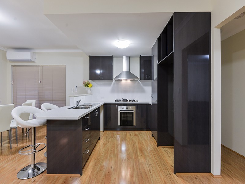 27b Hartfield Street, Queens Park WA 6107