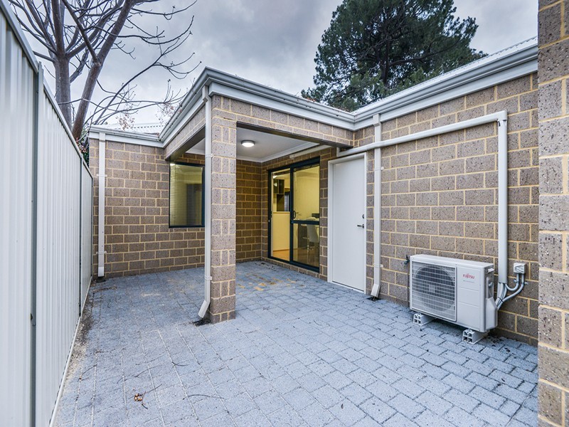 27b Hartfield Street, Queens Park WA 6107