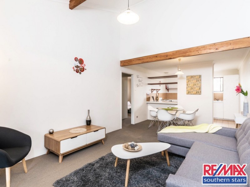 13/11 Brentham Street, Leederville WA 6007