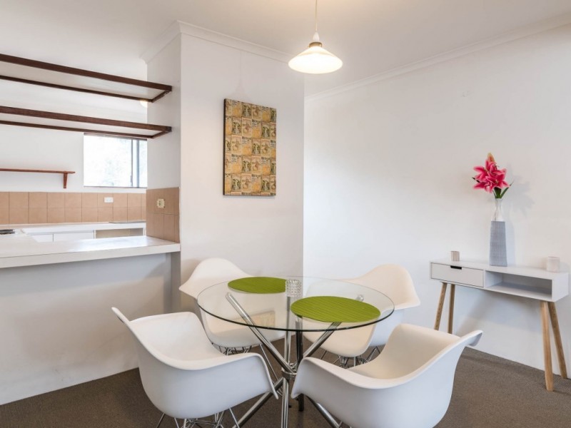 13/11 Brentham Street, Leederville WA 6007