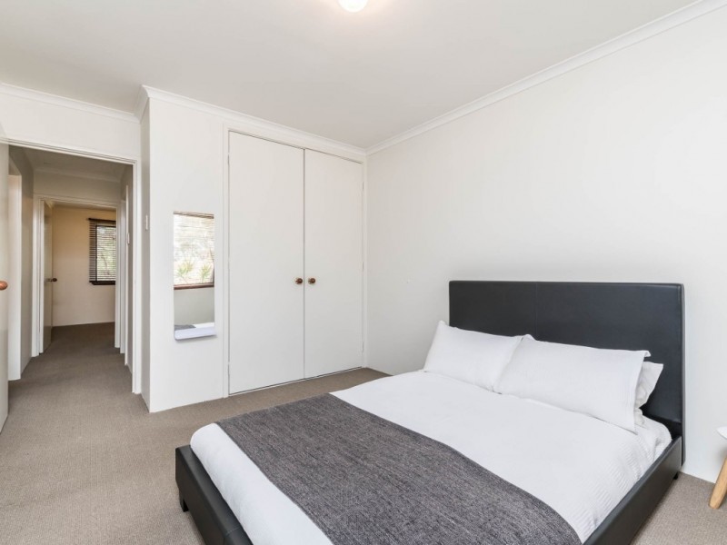 13/11 Brentham Street, Leederville WA 6007