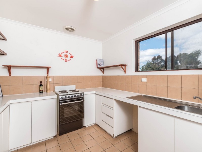 13/11 Brentham Street, Leederville WA 6007