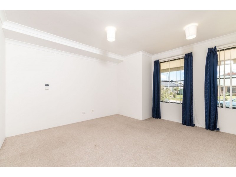46 Excalibur Chase, Wattle Grove WA 6107