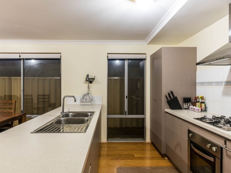 7 Linkwater Pass, Southern River WA 6110