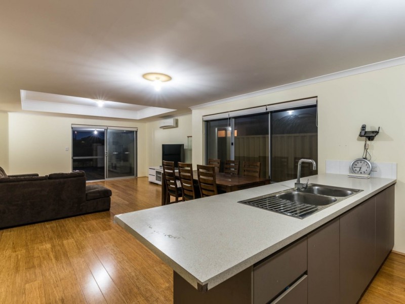 7 Linkwater Pass, Southern River WA 6110