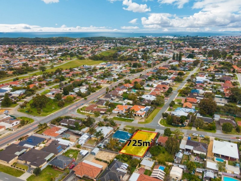 74 Redmond Road, Hamilton Hill WA 6163