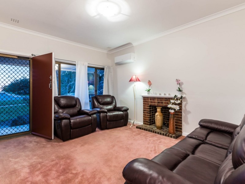 74 Redmond Road, Hamilton Hill WA 6163