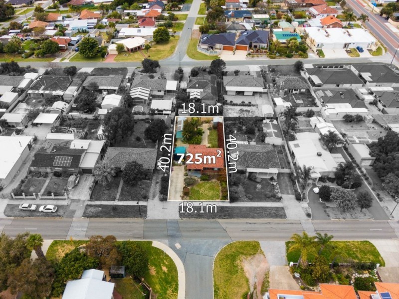 74 Redmond Road, Hamilton Hill WA 6163