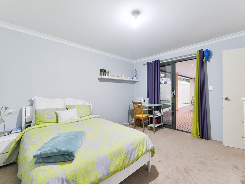 29b Hooson Way, Wilson WA 6107