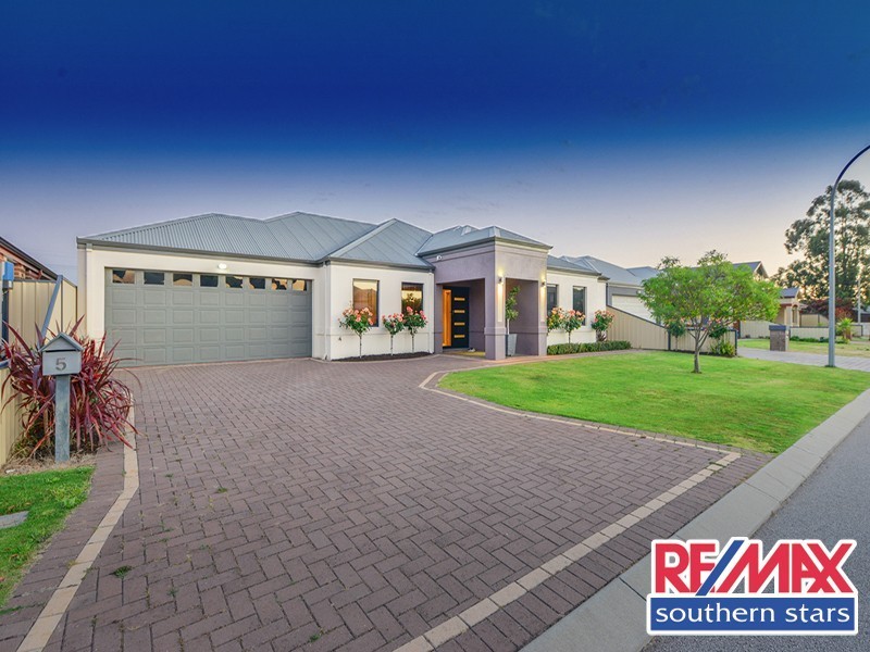 5 Gianatti Ramble, East Cannington WA 6107