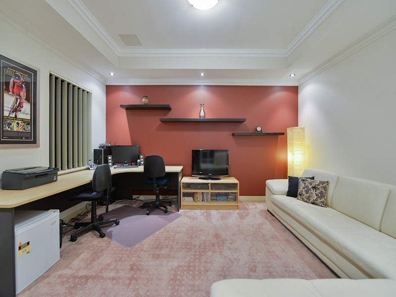 5 Gianatti Ramble, East Cannington WA 6107