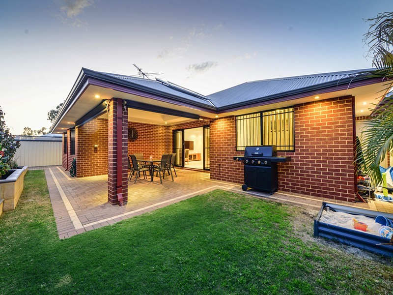 5 Gianatti Ramble, East Cannington WA 6107