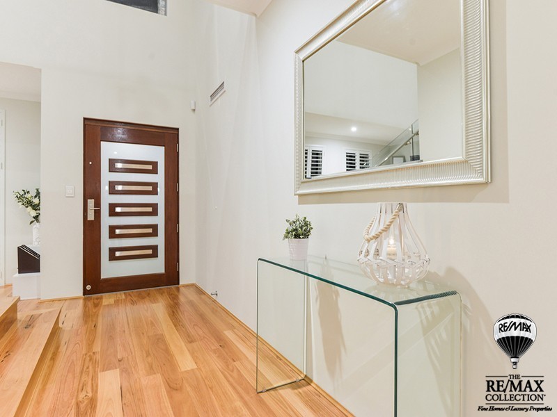 8 Egretta Drive, Waterford WA 6152