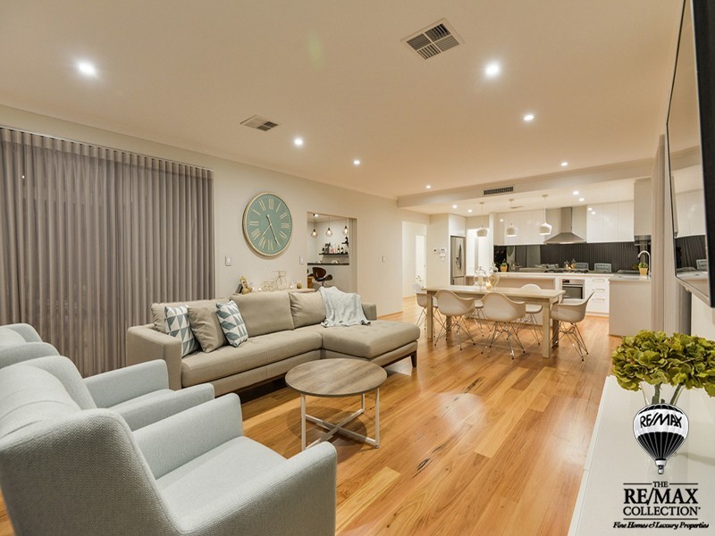 8 Egretta Drive, Waterford WA 6152