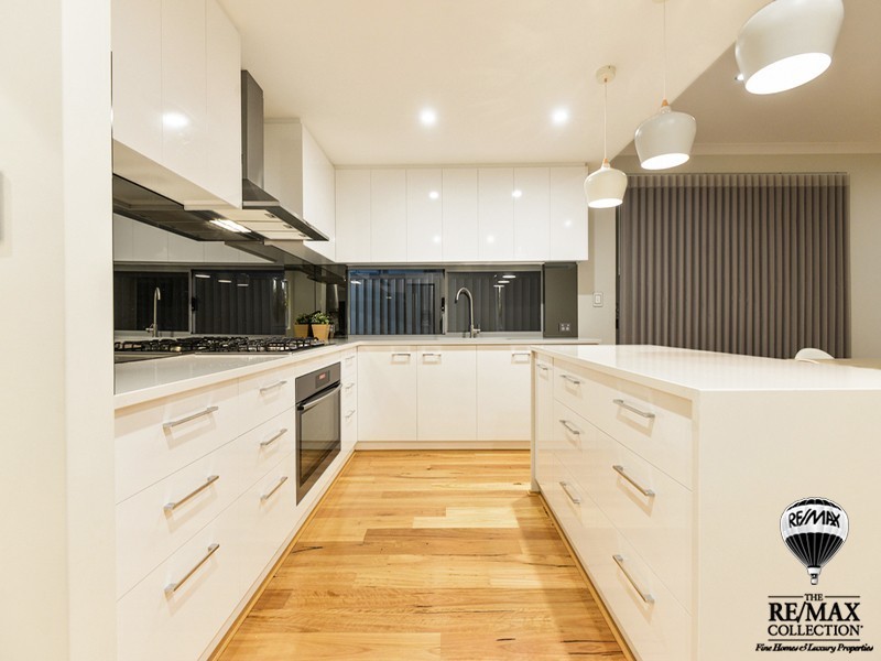 8 Egretta Drive, Waterford WA 6152