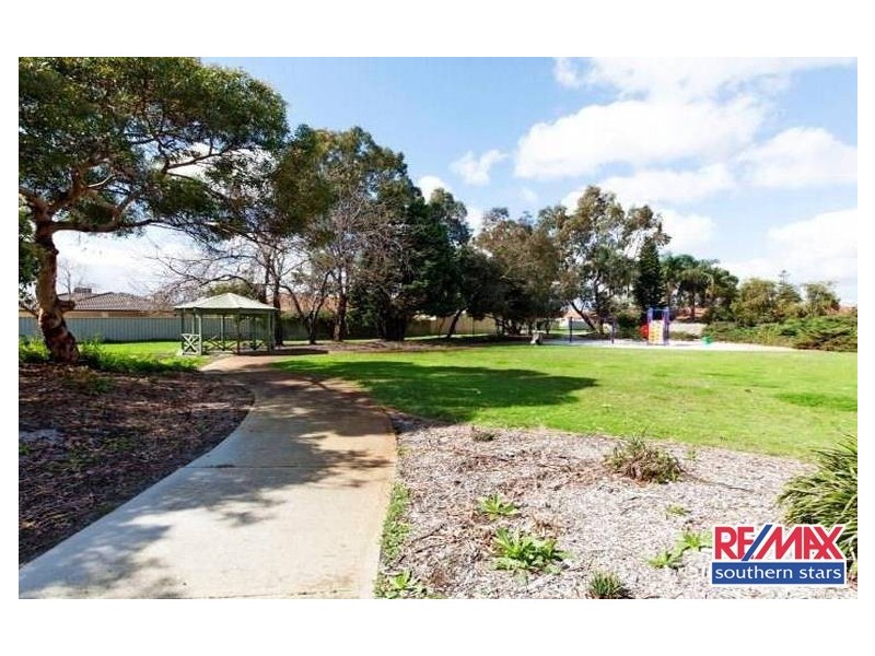 60 Dealy Close, Cannington WA 6107