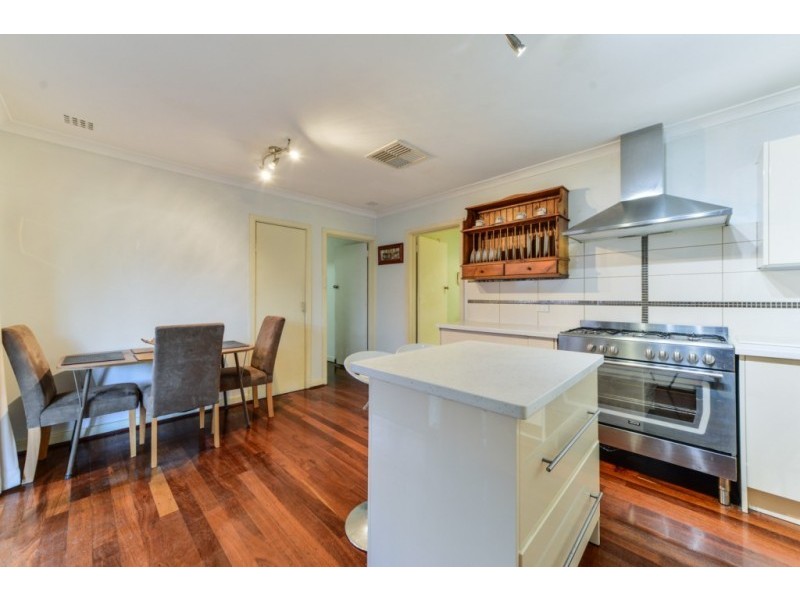 29 Corona Crescent, Cannington WA 6107