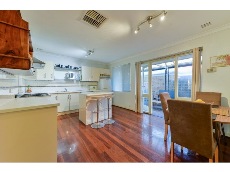 29 Corona Crescent, Cannington WA 6107