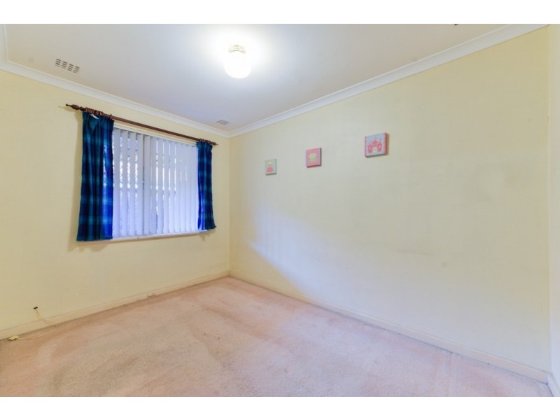 29 Corona Crescent, Cannington WA 6107