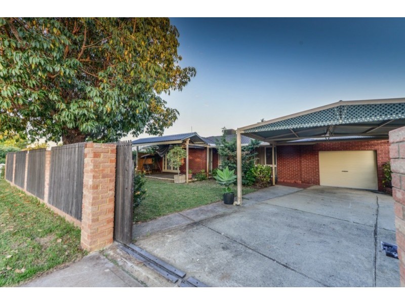 29 Corona Crescent, Cannington WA 6107