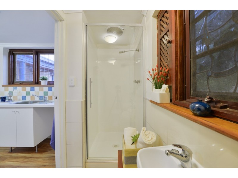 4 Langham Gardens, Wilson WA 6107