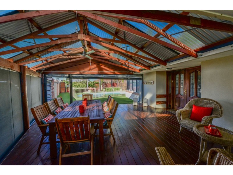 4 Langham Gardens, Wilson WA 6107