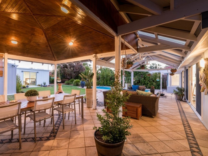 9 Pether Road, Manning WA 6152