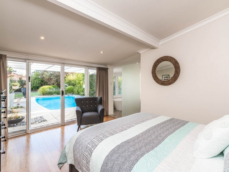 9 Pether Road, Manning WA 6152