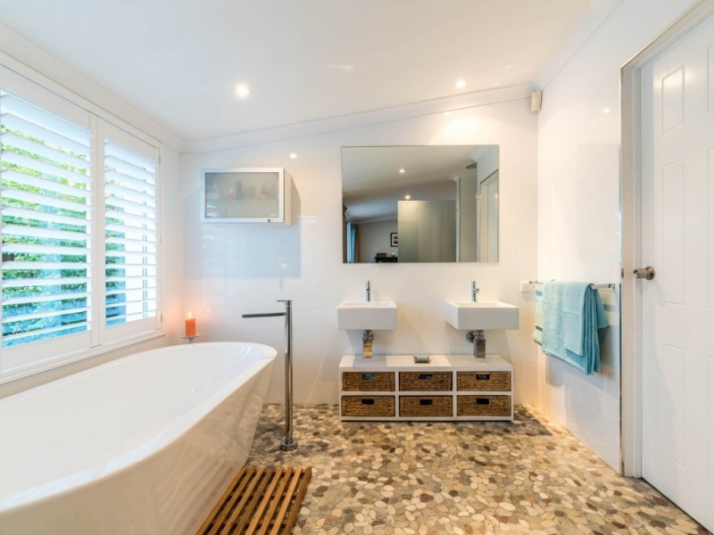 9 Pether Road, Manning WA 6152