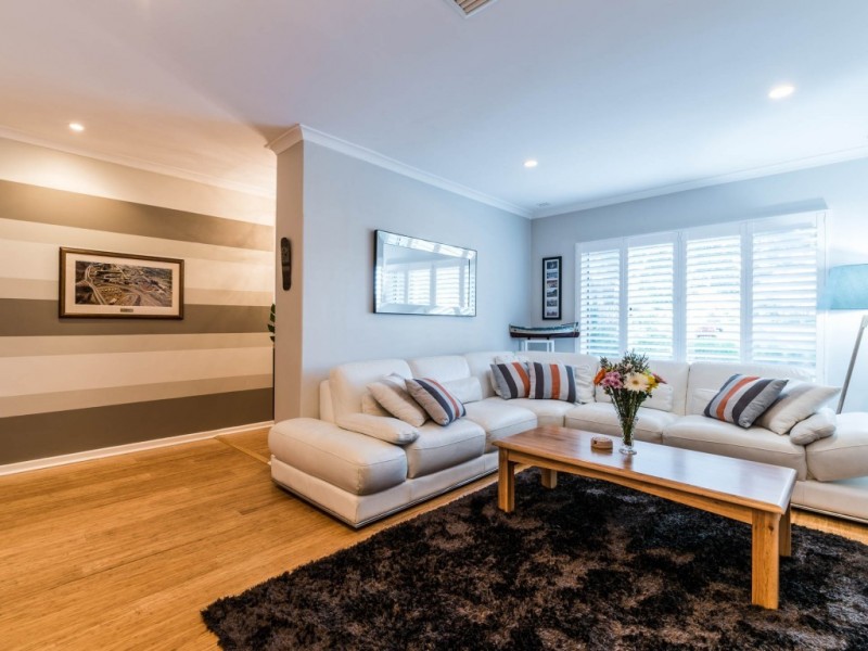 9 Pether Road, Manning WA 6152