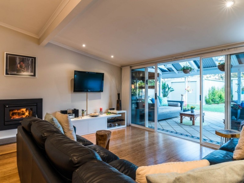 9 Pether Road, Manning WA 6152