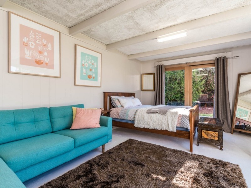 9 Pether Road, Manning WA 6152