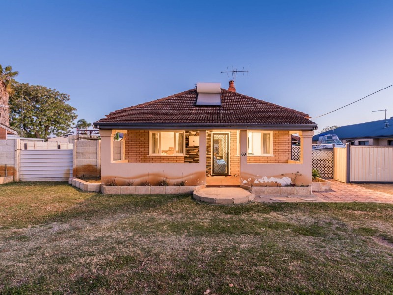 69 Gibbs Street, East Cannington WA 6107