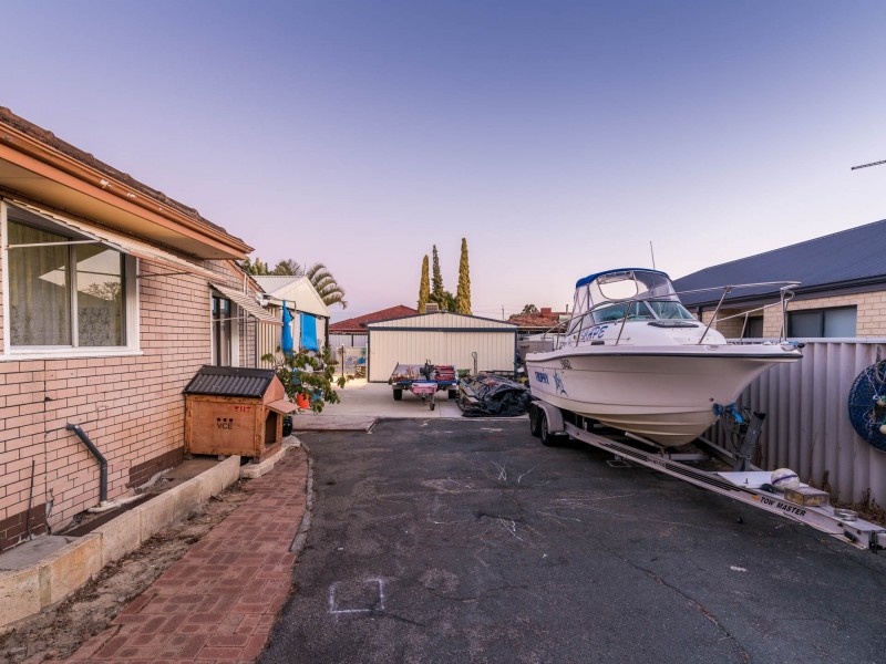 69 Gibbs Street, East Cannington WA 6107