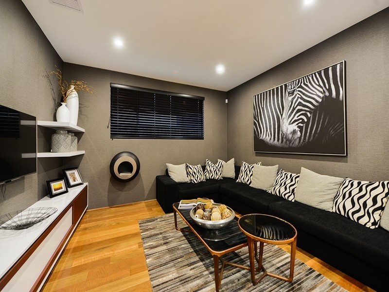 61 Oakbella Parade, Harrisdale WA 6112