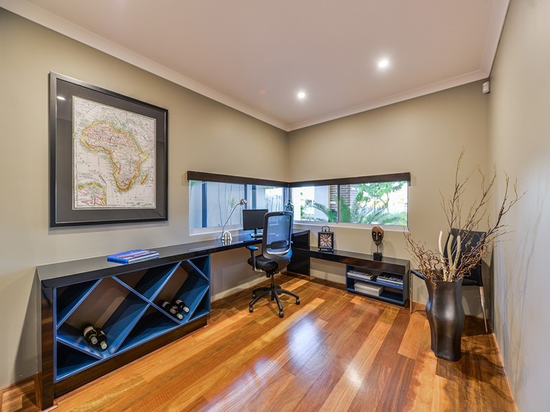 61 Oakbella Parade, Harrisdale WA 6112