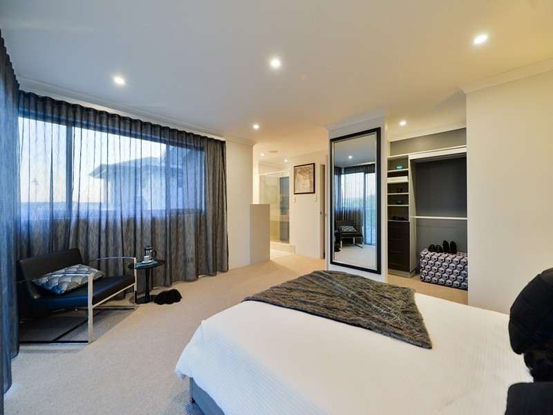 61 Oakbella Parade, Harrisdale WA 6112