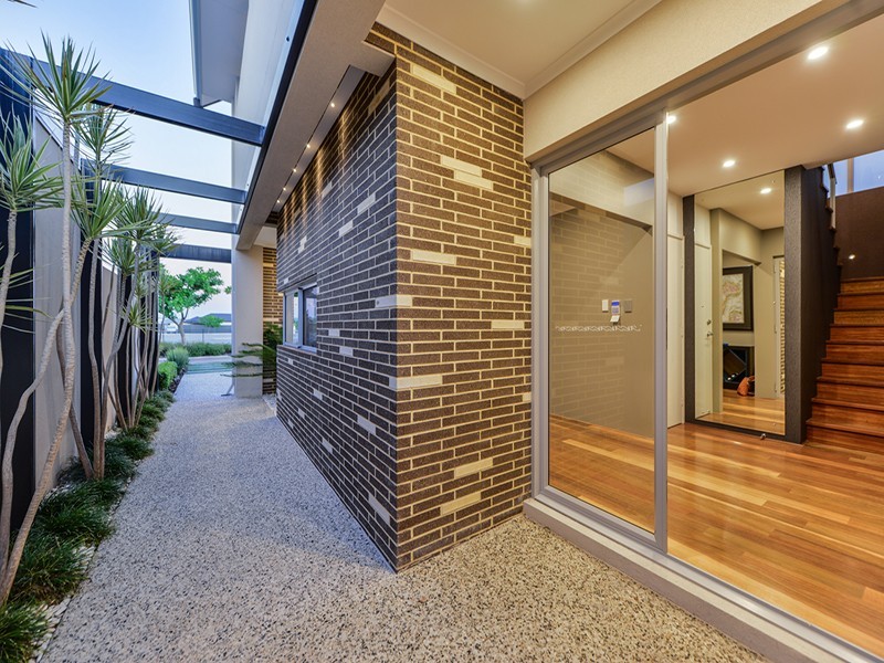 61 Oakbella Parade, Harrisdale WA 6112