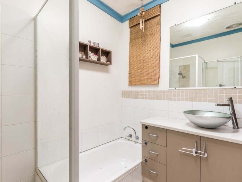 4 Hove Court, Lynwood WA 6147