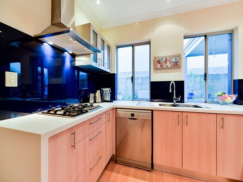 15 McKimmie Street, Embleton WA 6062