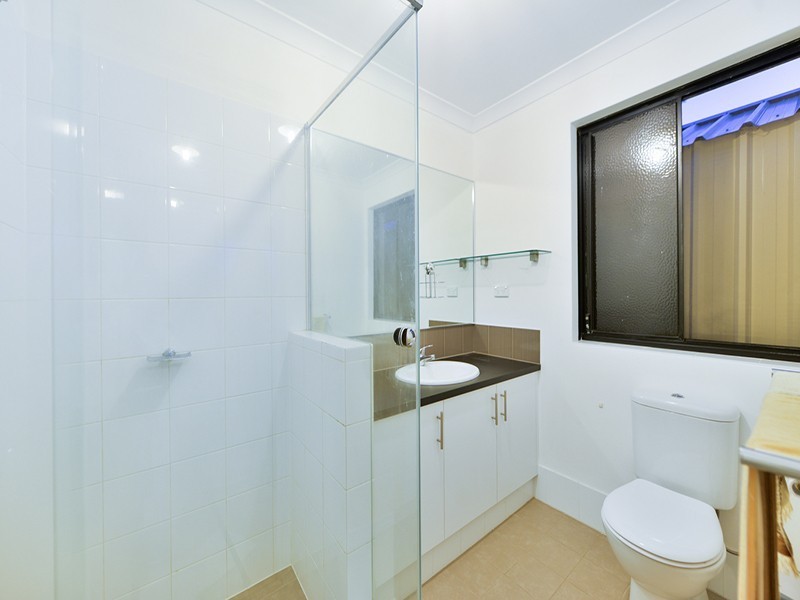 4 Little Close, East Cannington WA 6107