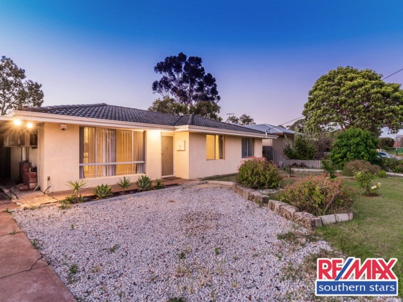8 Stretton Way, Kenwick WA 6107