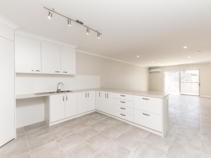 38A Fitzroy Street, Queens Park WA 6107