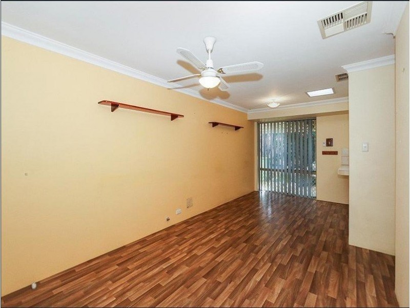 5/208 Burslem Drive, Maddington WA 6109