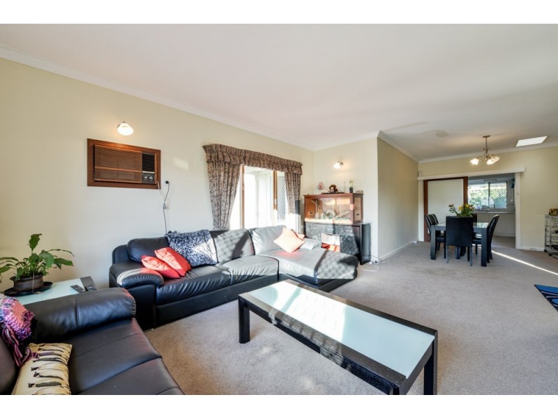 477 Sevenoaks Street, Beckenham WA 6107