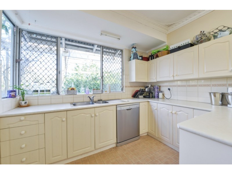 477 Sevenoaks Street, Beckenham WA 6107